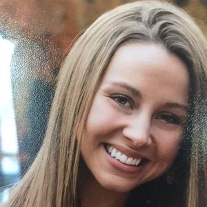 Meet your Posher, Stacy